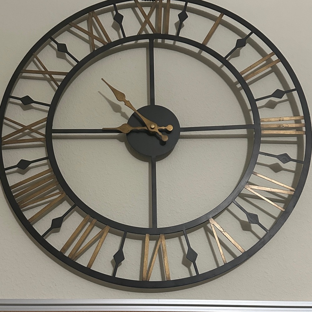 Twenty Inch Metal Clock -Battery operated